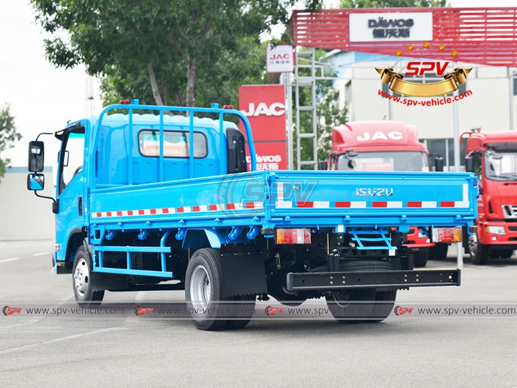 ISUZU Commercial Truck - Rear Left Side